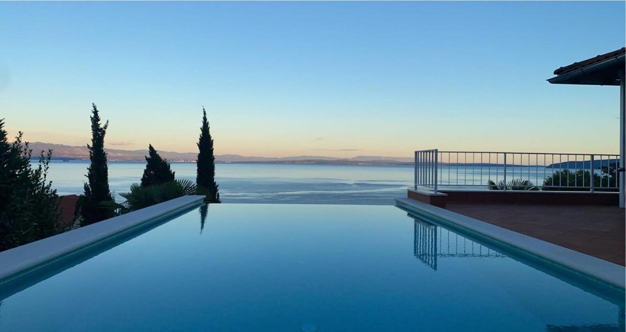 Villa Lovran - 150M To The Beach - Infinity Pool - Incredible Sea View - Fitness Room Екстер'єр фото