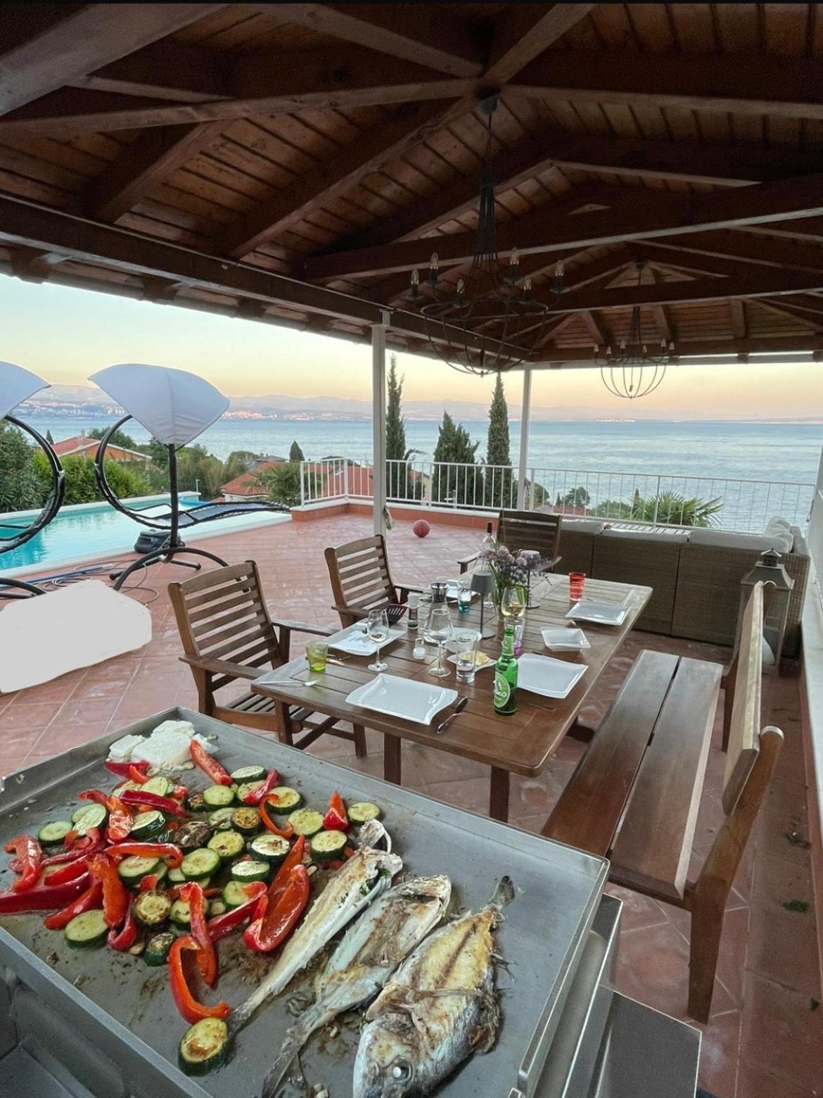 Villa Lovran - 150M To The Beach - Infinity Pool - Incredible Sea View - Fitness Room Екстер'єр фото