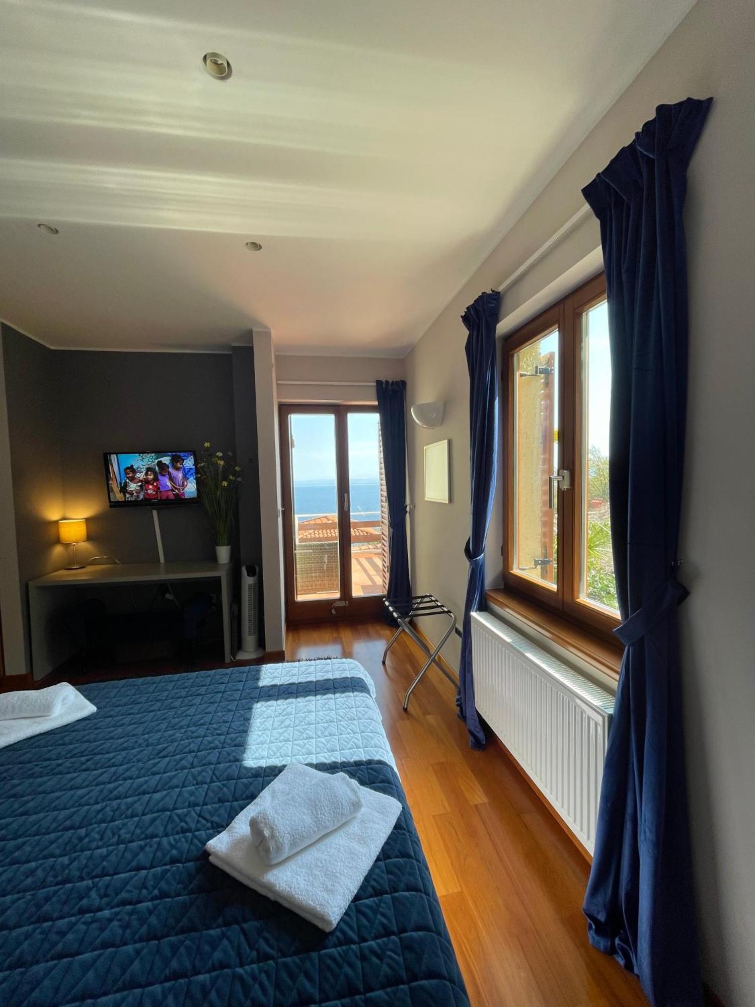 Villa Lovran - 150M To The Beach - Infinity Pool - Incredible Sea View - Fitness Room Екстер'єр фото
